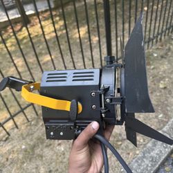 DeSisti Fresnel Stage Light