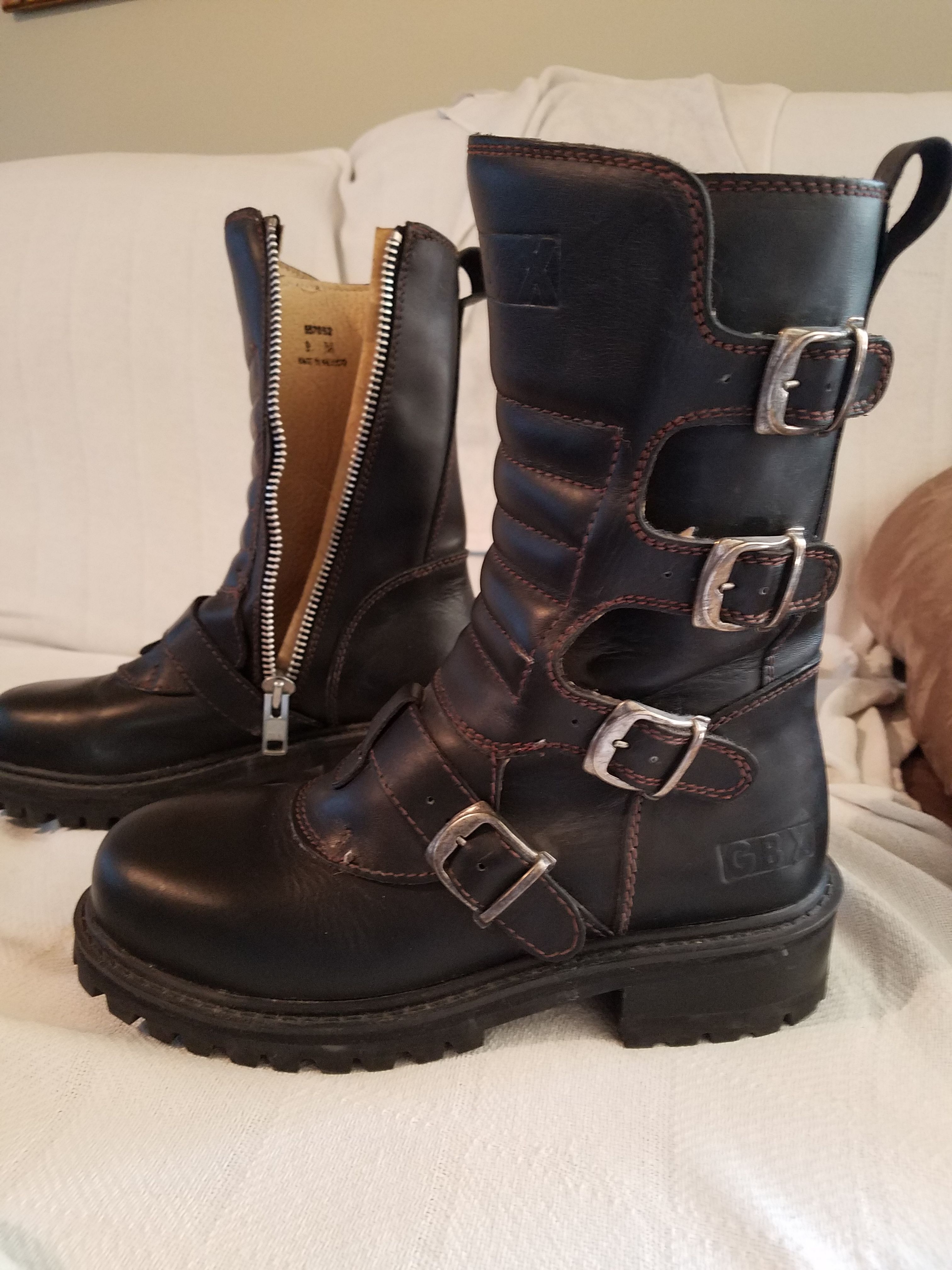 Gbx boots deals buckle