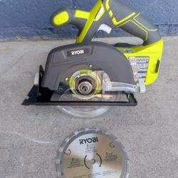 CIRCULAR SAW 5"1/2 RYOBI 18V TOOL ONLY 