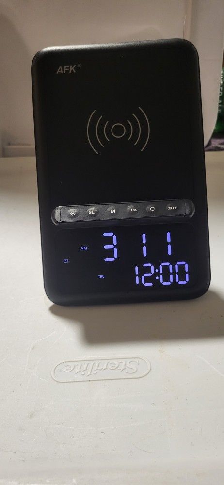AFK 4 in 1 Multifunctional Charging Station