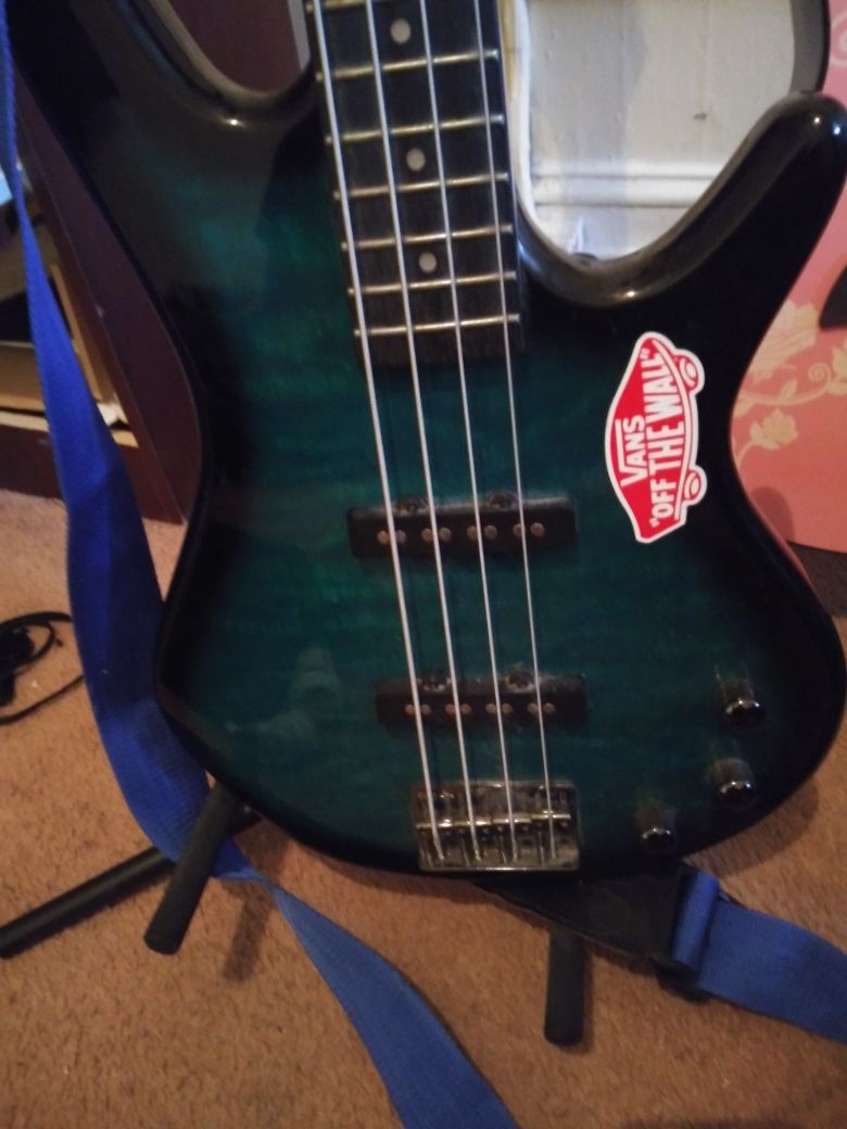 Brand new Ibanez 4 string bass