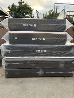 ☎️📲📞call or Tex (213)713-74-89      Nectar Mattress.             Nectar Premier Queen Size  - 13" Memory Foam Mattress     New Mattress in a plastic