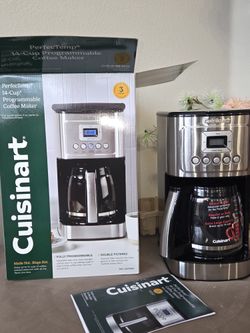 Cuisinart DCC-3200P1 PerfecTemp 14-Cup Programmable Coffeemaker