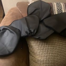 Five free car headrest covers