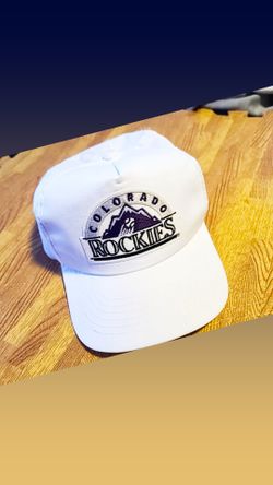 Vintage Rockies Snap