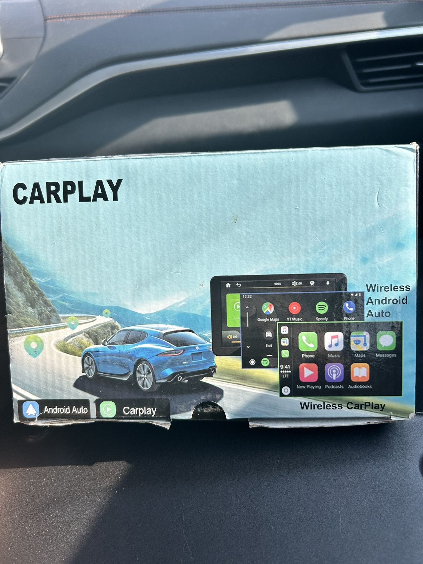 Automotive CarPlay & Android Auto Monitor
