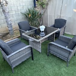 Patio Outdoor Dining Set Brand New 