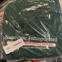 Supreme shirt XL