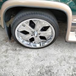 22-in Chrome Rims