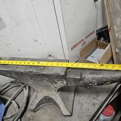 Peter Wright Horseshoe Anvil 100lb