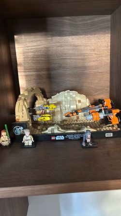 LEGO POD-Racer Diorama with 3 figs