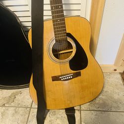 Yamaha F-310 Acoustic Guitar