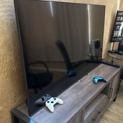 Xbox One Series X With 55 Inch TV Duo 