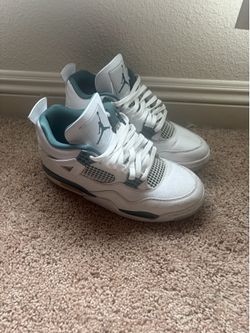 Jordan 4s