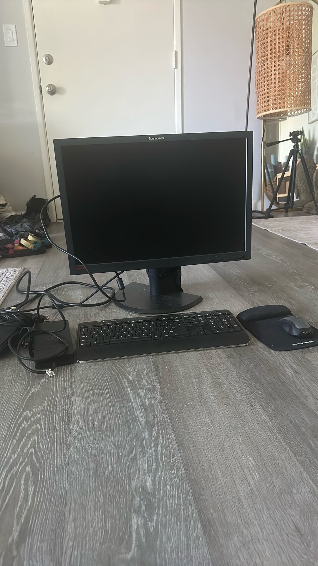 Computer Monitor W/ Mouse