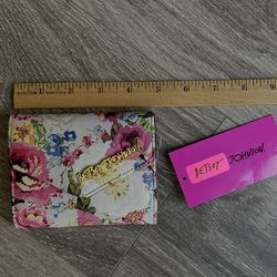 NWT Betsey Johnson Floral Trifold Wallet New