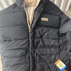 Columbia reversible jacket it’s 2xl brand new 