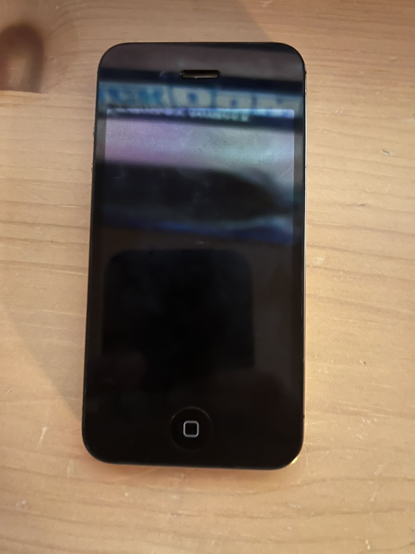 iPhone 4 Unlocked Like New