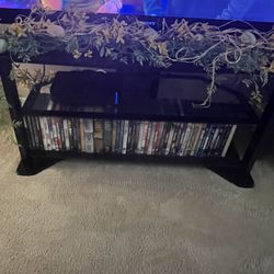 TV Stand 40” Long X 20” High X 18”Deep Black - Make an offer  