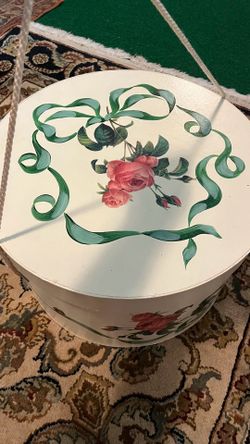 Vintage round hat box