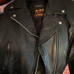 Women’s Leather Jacket Size L 