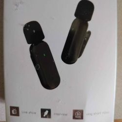 Wireless mic's for iPhone 2 pack with type-c charger included