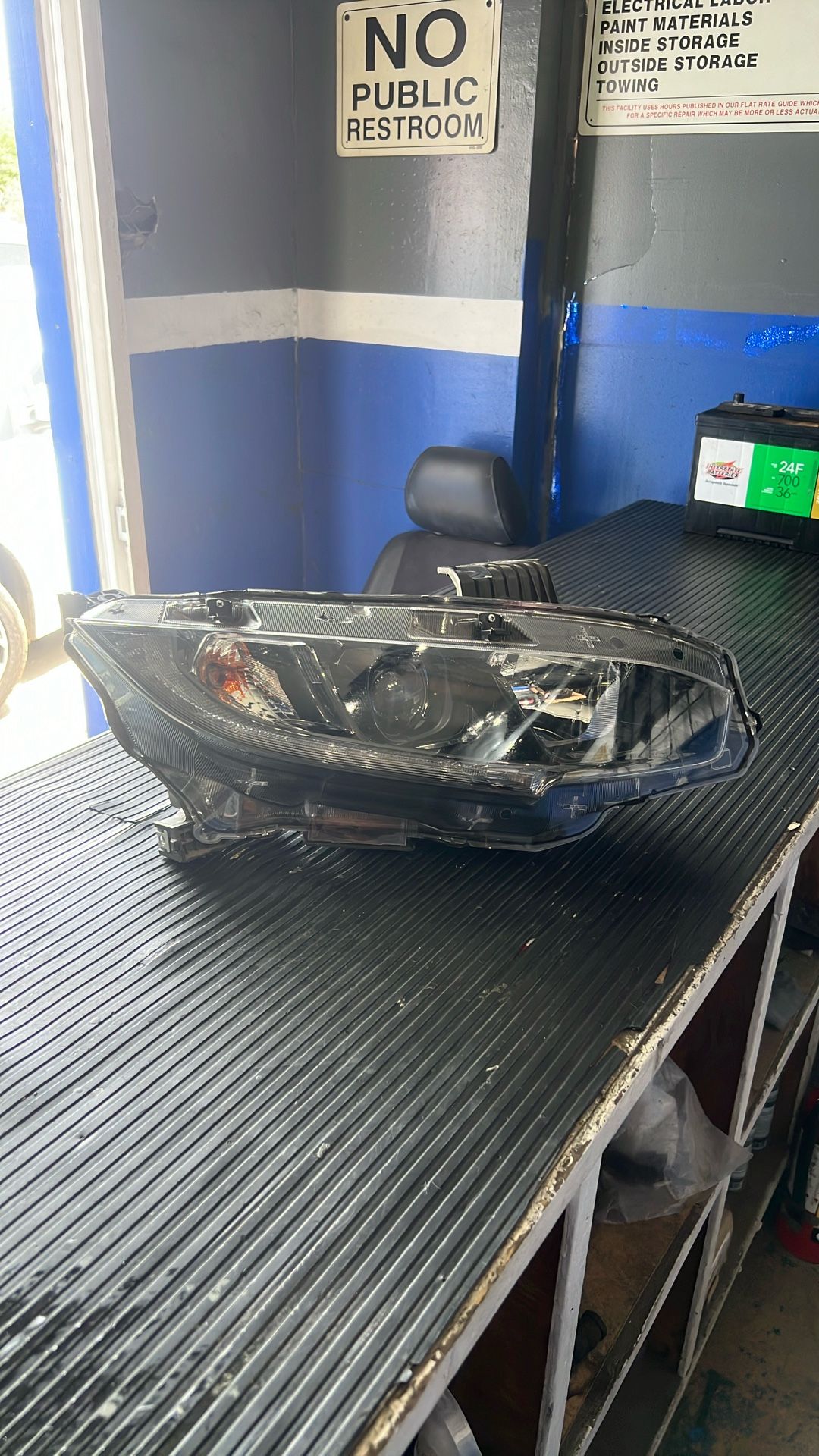 2019 2020 2021 2022 Honda Civic Passenger Side Headlight