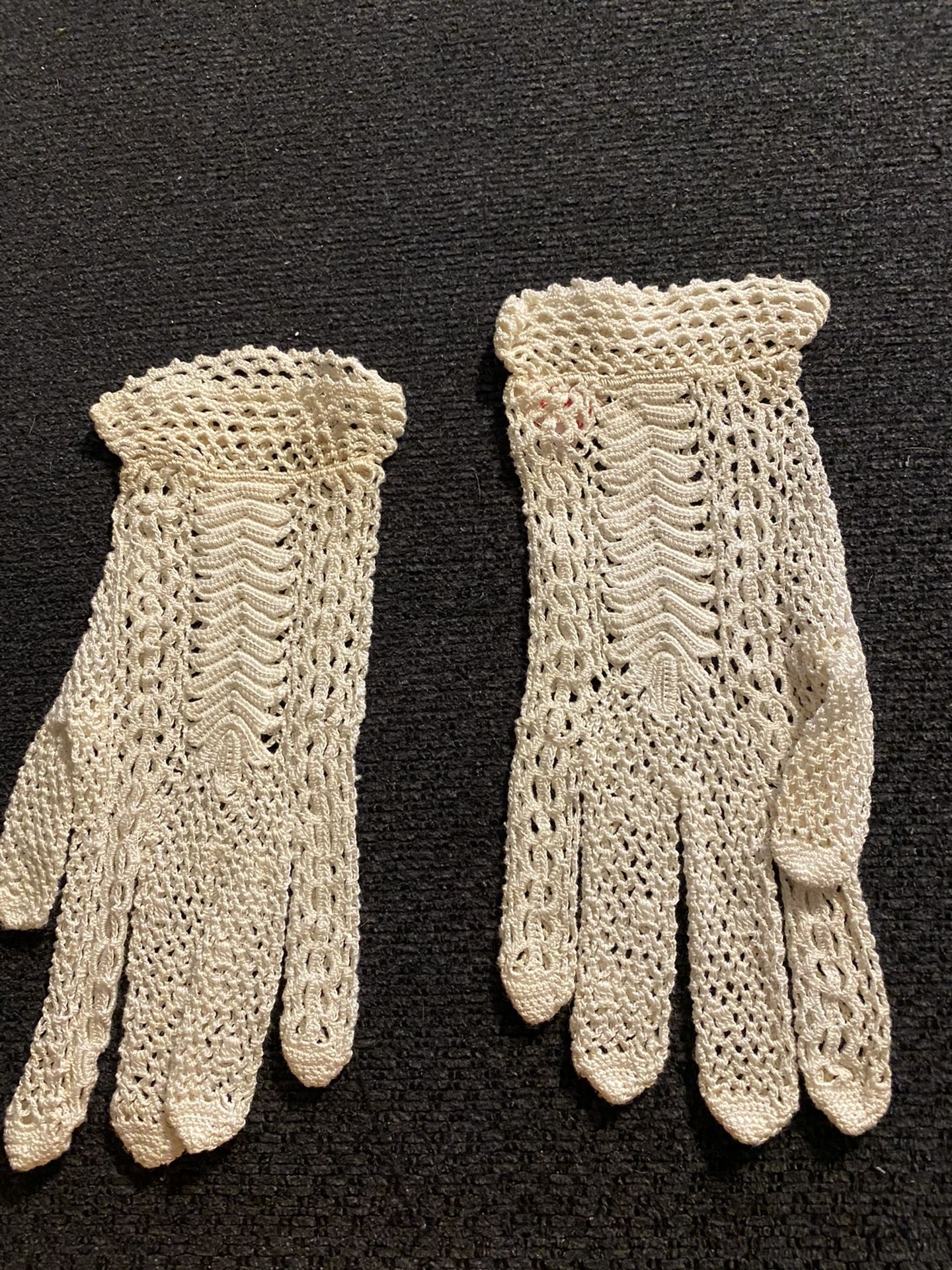 Gorgeous Lace Gloves