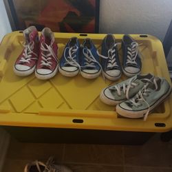 Four Pairs, Converse, Size 6