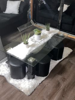 Glass table w Stand