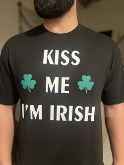 S-2XL Kiss Me Im Irish Tshirt Sz Large 100% Cotton
