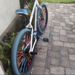 2021 SE bike block flyer 26”