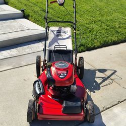 Craftsman self-propelled gas lawn mower