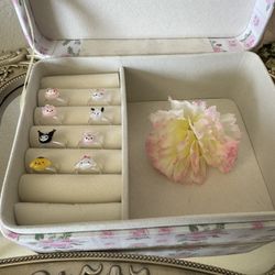 Hello Kitty Plastic Rings ( Read Info ) $2