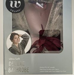 Ultra Soft Deluxe Bathrobe