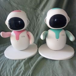 EILIK  Desktop  Companions Interactive Robots