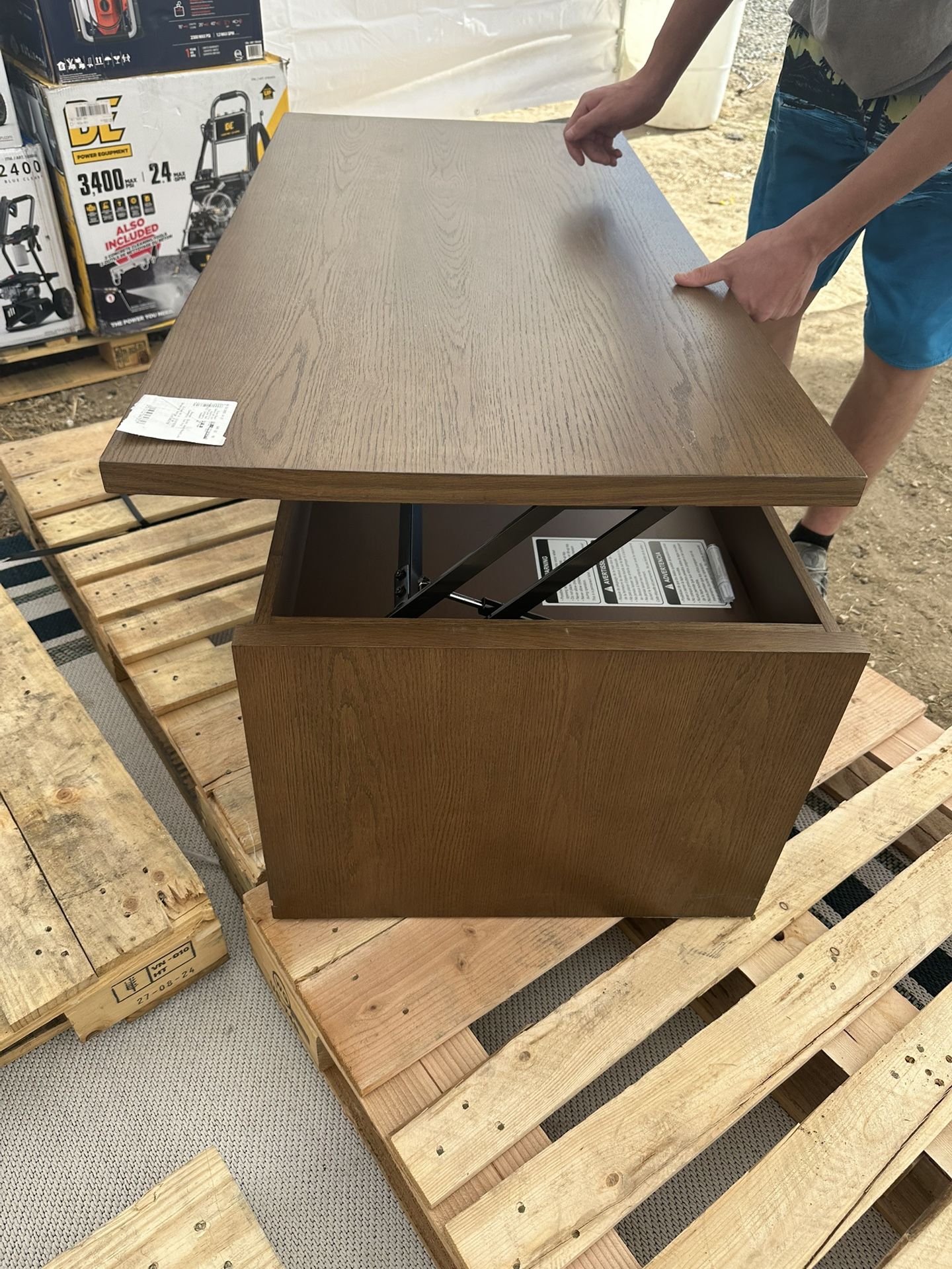Coffee Lift Table