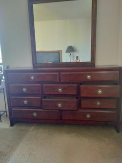Beautiful 10-Drawer Dresser with Large Mirror – $100 – Moving Sale!