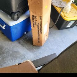 NEW STILL IN BOX Louisville Slugger UPM 45 Blue Flame Pitching Machine