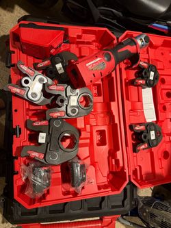 Milwaukee M18 Press Tool Kit with Jaws