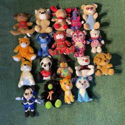 19 Collectable Plushies. Kellytoy, Disney, A&A