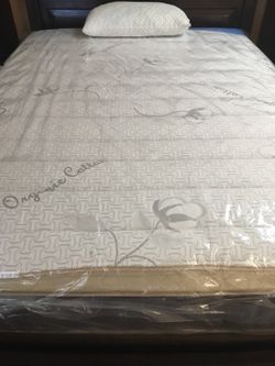 Pillowtop Mattress and Boxspring