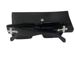Black Designer-Inspired Cross Detail Sunglasses