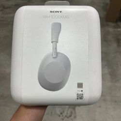 Sony WH-1000XM6 Wireless Noise Canceling Headphones - Silver