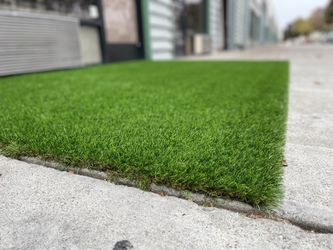 Natural Looking Artificial Turf Sale 