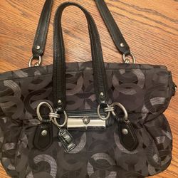 Coach Purses in perfect condition no damage inside or out even straps are great