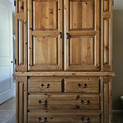 Beautiful Solid Oak Entertainment Armoire / TV Cabinet