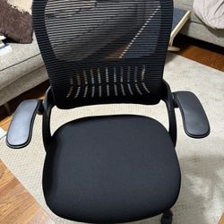 Black Mesh Office Chair