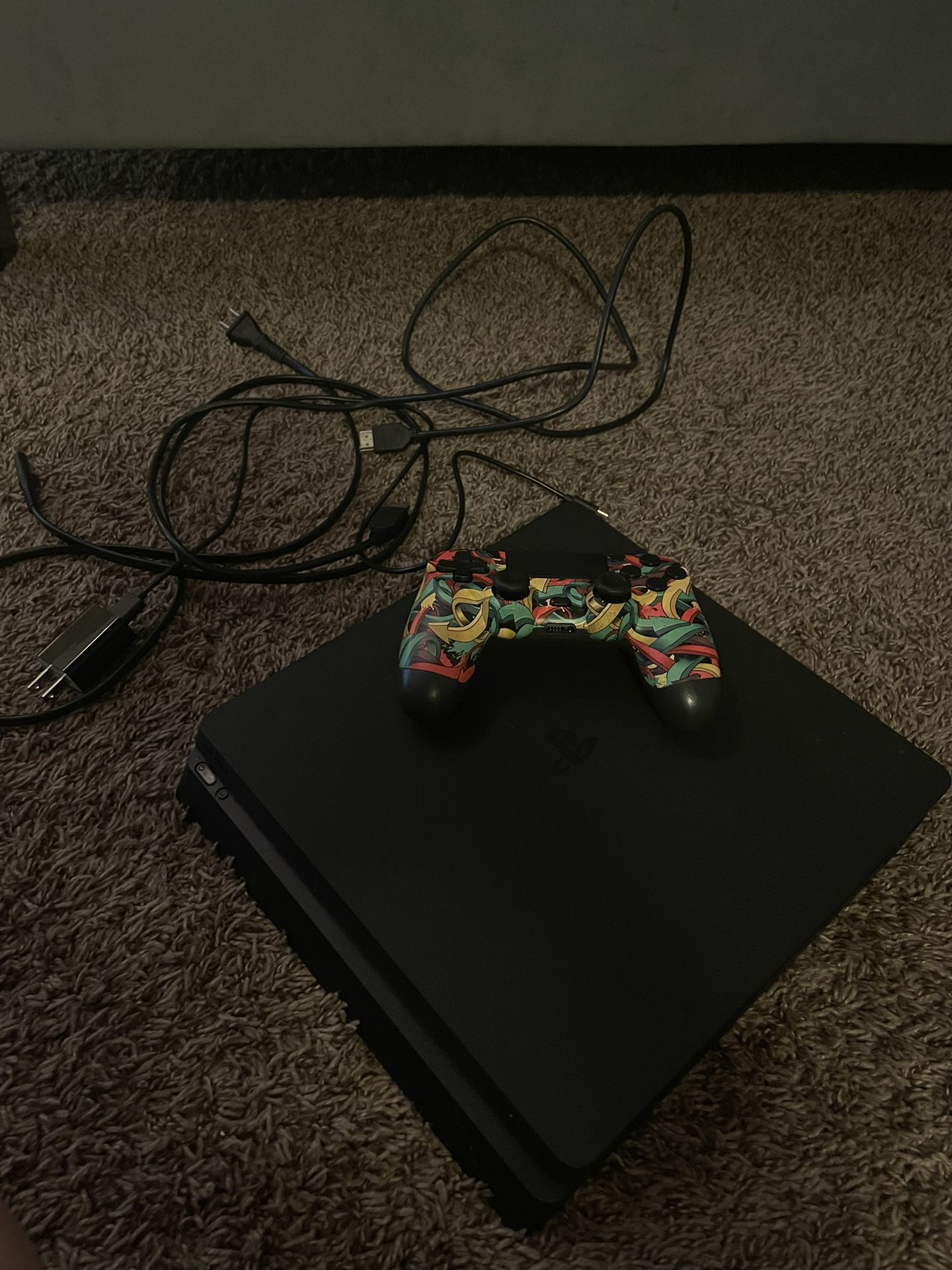 Playstation 4 SLIM & New PS4 Controller & HDMI Cord, PS4 Power Cord, Controller Charger
