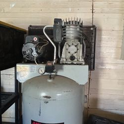 Air Compressor 80 Gallons 